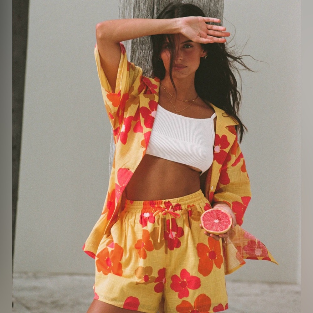 Sabo Skirt Thessy Top and Shorts set